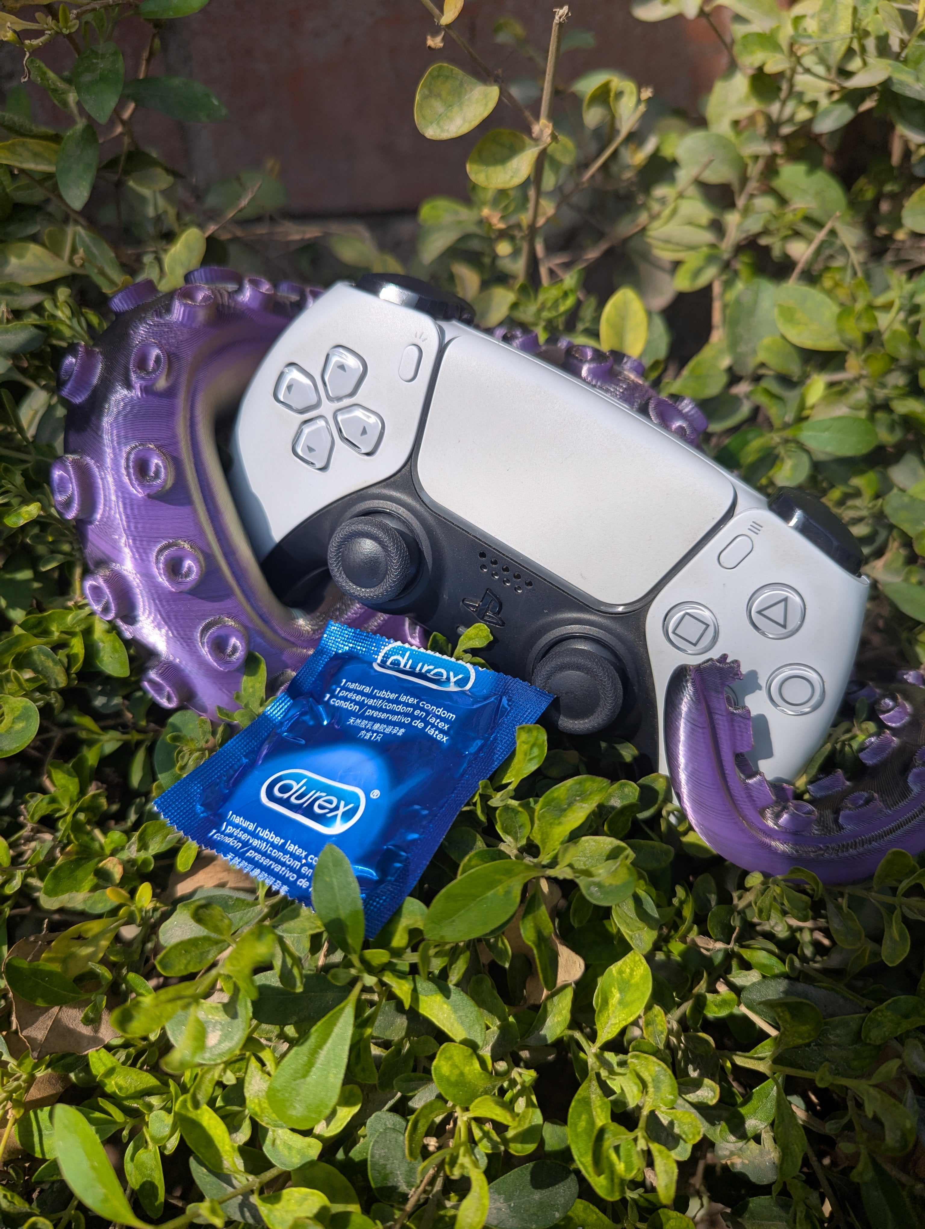 ABYSS GRIP GAMING CONTROLLER STAND Zynthe